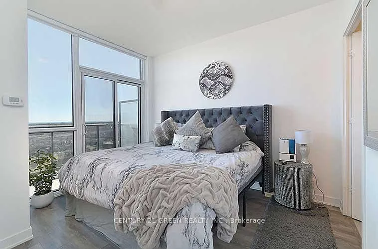 4655 Glen Erin Dr #Penthouse 4-4 — Photo 30