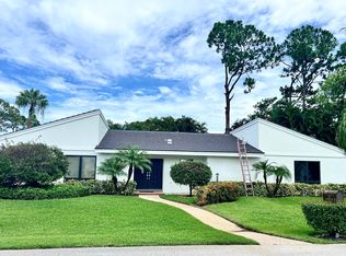 815 Foxpointe Cir, Delray Beach, FL 33445