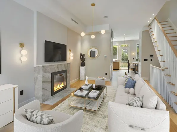824a Quincy Street TOWNHOME image 3 of 13