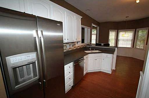 2nd image of 133 Highlands Dr