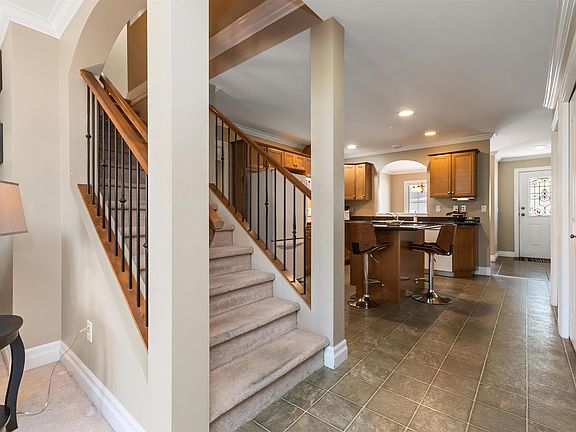 4th image of 6449 Blackwood Ln #35
