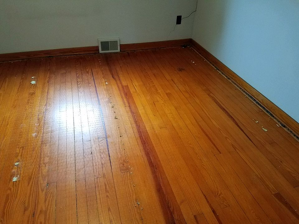 upstairs original wood floor