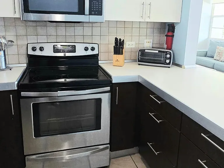 215 Calle Andalucia Apt Aguadilla Pr — Photo 12
