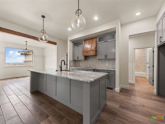 3rd image of 11037 Eagle Walk Blvd