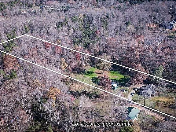 9700 Beatties Ford Rd — Photo 17