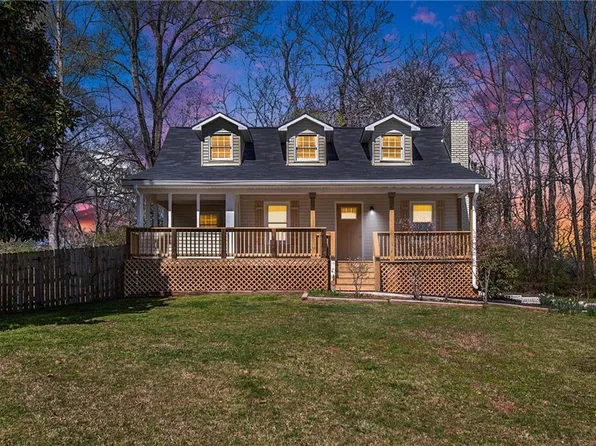 25 Estate Ct, Dallas, GA 30157