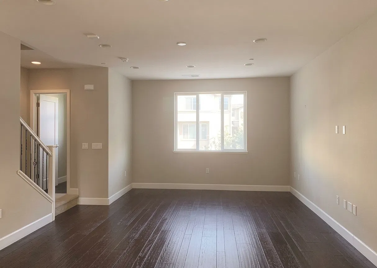 3 bed, 3.5 bath, 1712 sqft, $4,600 — Photo 4