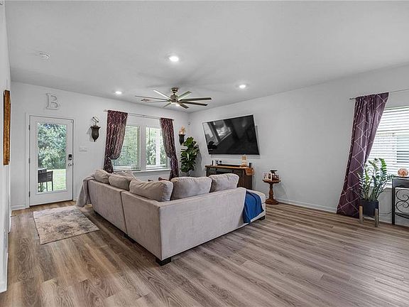 3rd image of 40356 Cypress Reserve Blvd