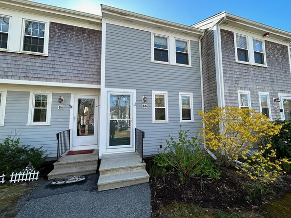 300 Falmouth Road APT 6B, Mashpee, MA 02649