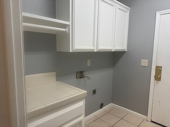 3rd image of 6605 Rabbit Hollow Way