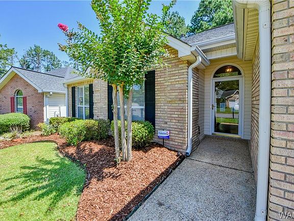 3rd image of 4630 Ashley Hill Cir