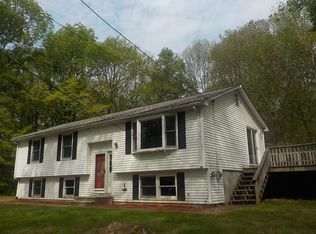 365 Aldrich St, Uxbridge, MA 01569