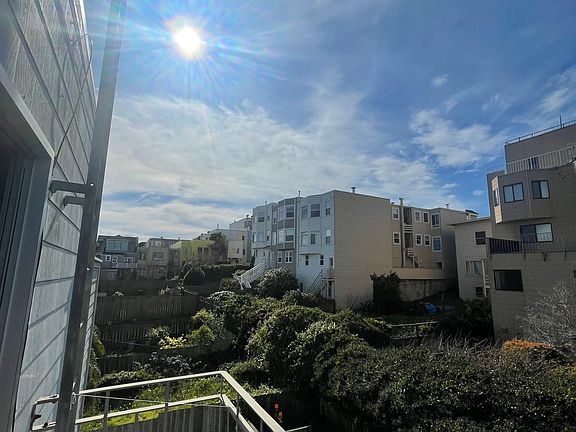 5th image of 553 27th Ave #303