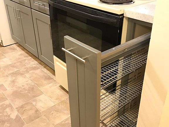 Spice rack drawer