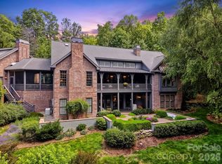 1333 Solomon Cir, Hendersonville, NC 28739