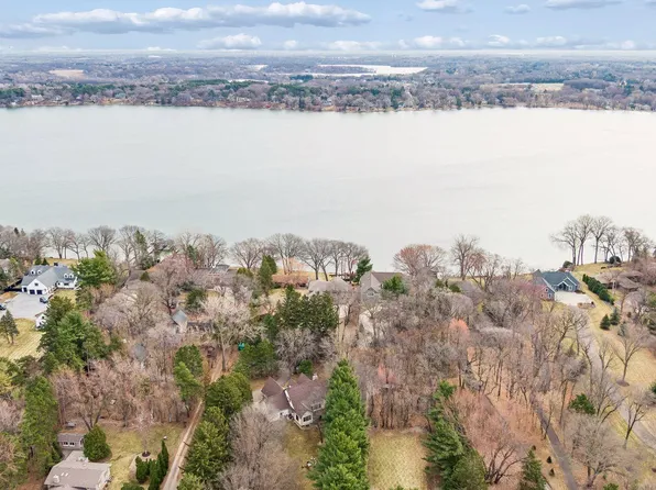 5110 Lexington Ave N, Shoreview, MN 55126