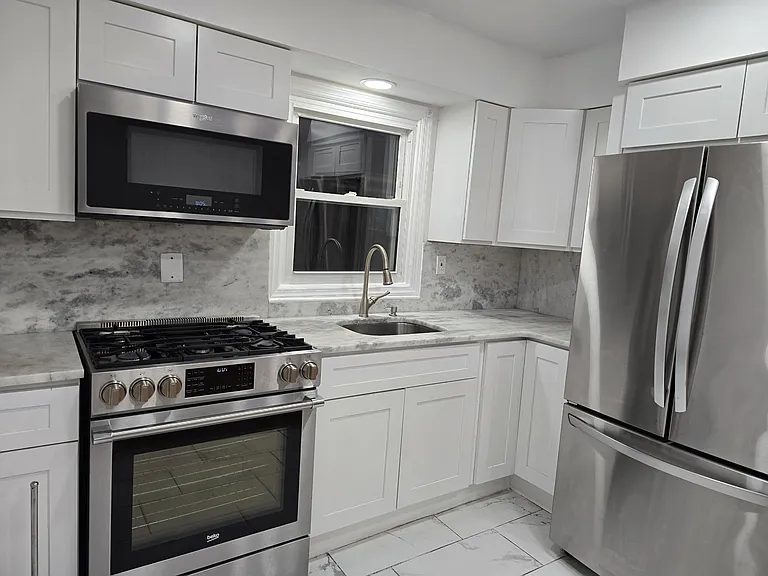 14 Pasadena Ave — Photo 10