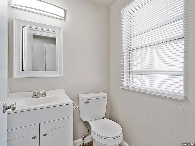 Allouez Townhomes — Photo 43