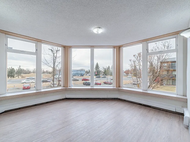 3805 Marlborough Dr NE — Photo 35