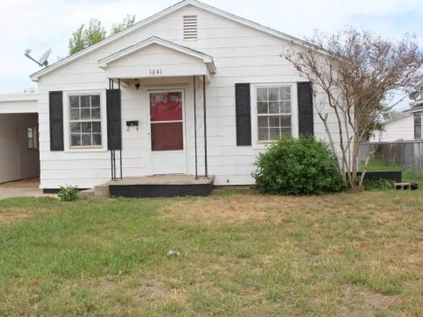 1041 E Pecan St, Altus, OK 73521