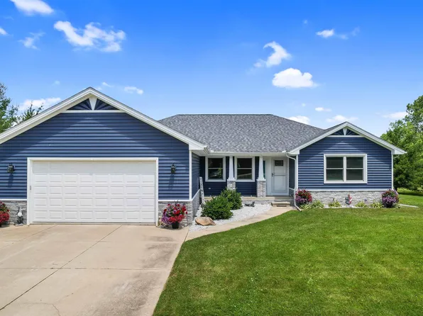 27611 Prinz Rd, Richmond, MI 48062