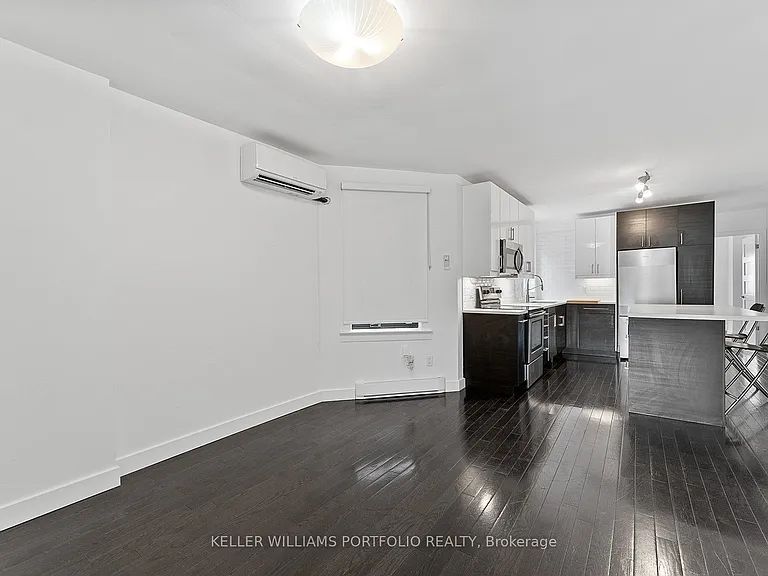 2118A Danforth Ave — Photo 13