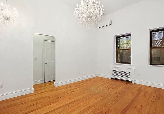 2nd image of 172 E 91st St APT 1J