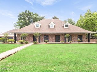 110 Haydite Ave, Lafayette, LA 70507