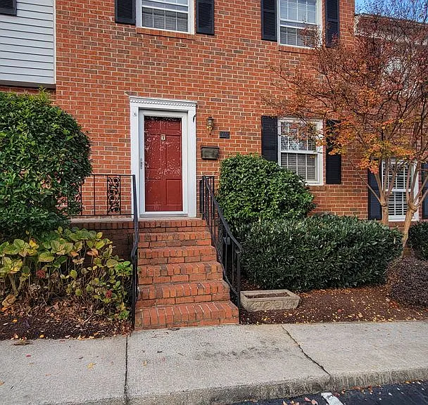 815 Edwards Rd #79 — Photo 1