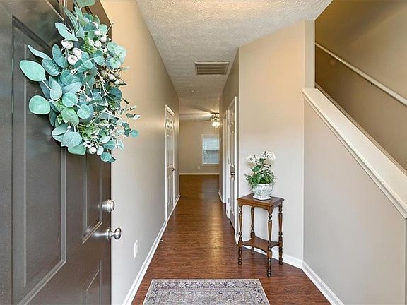 5th image of 267 Ridge Mill Dr