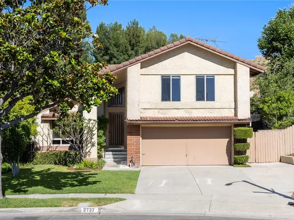2737 Deerpark Dr, Fullerton, CA 92835