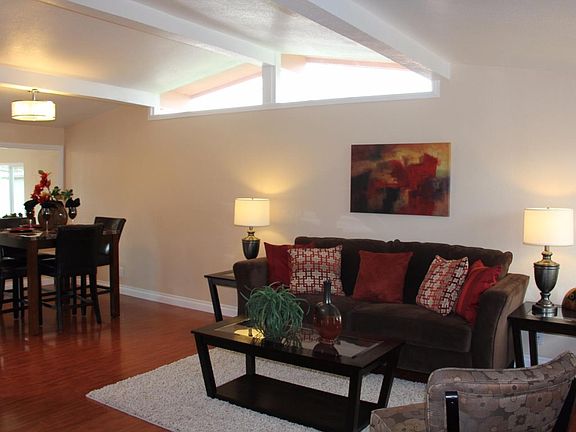 3rd image of 1553 Orlando Dr