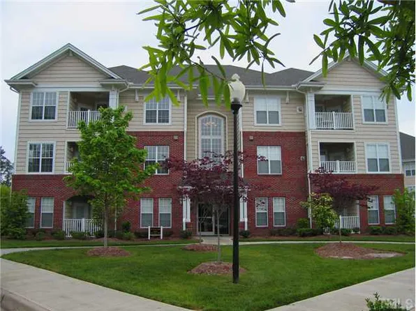 1424 Arborgate Cir, Chapel Hill, NC 27514