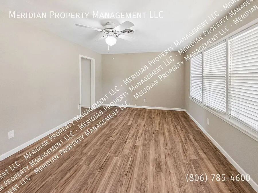 3 bed 2 bath home close to Tech, LCU, Hospitals — Photo 2