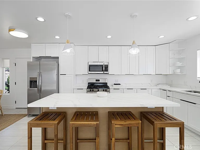 373 W Avenida Cerca — Photo 12