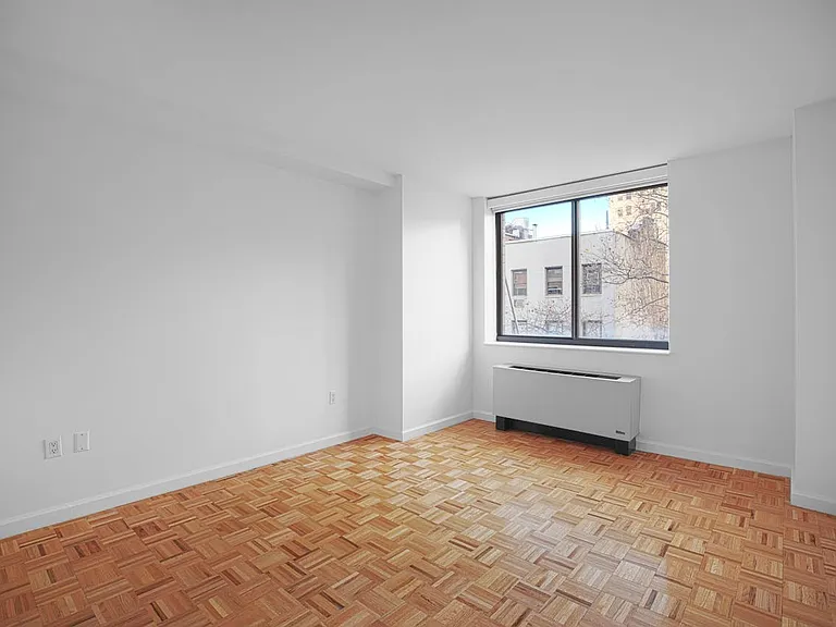 360 W 43rd St #N4H — Photo 6