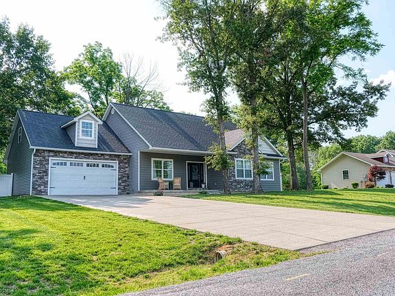 2nd image of 317 McVicker Dr