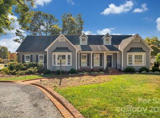320 E Chestnut St, Troy, NC 27371