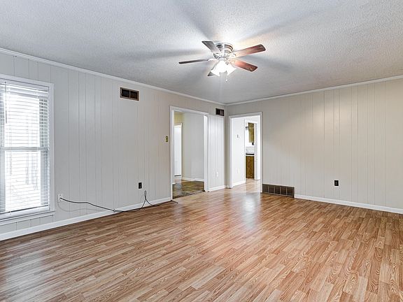 5th image of 4106 Elk Grove Cv