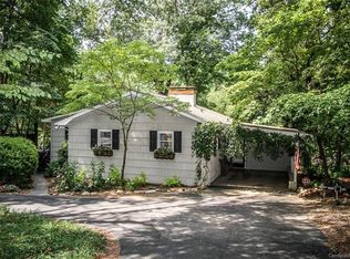 204 Quiet Cove Rd, Mooresville, NC 28117
