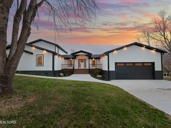 123 Eastwood Dr, La Follette, TN 37766