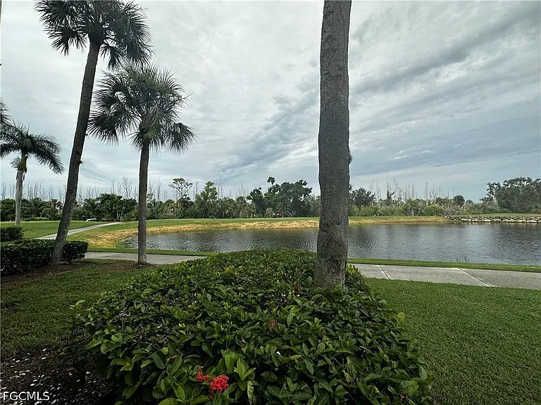 16420 Millstone Cir #106 — Photo 31