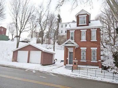 2716 S 18th Street Ext, Pittsburgh, PA, 15210