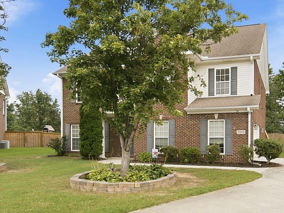 3rd image of 7003 Southcreek Dr SE