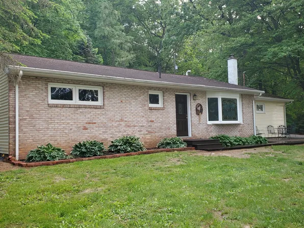 235 Fair Oak Rd, Selinsgrove, PA 17870