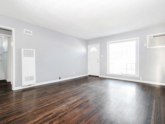 5th image of 2609 Charlotte Ave