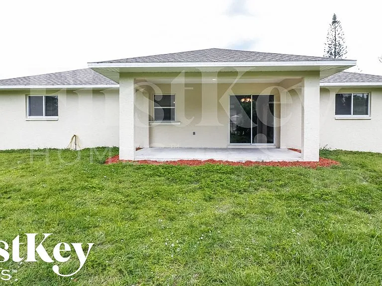 18421 Columbine Rd — Photo 15
