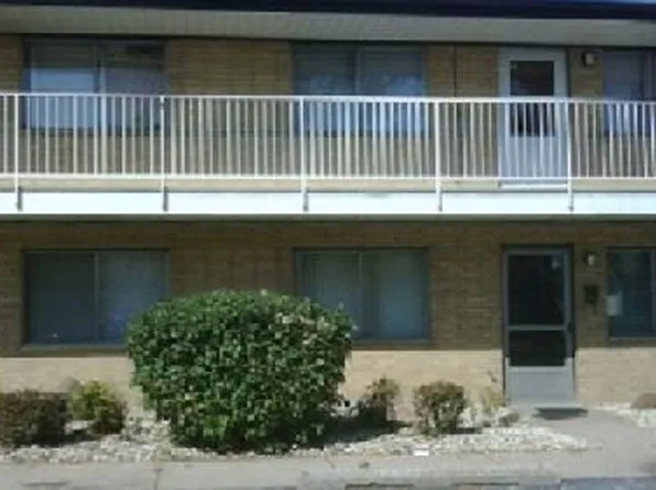 3345 169th St APT 14, Hammond, IN 46323