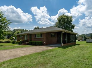 701 Elizabeth St, Athens, TN 37303