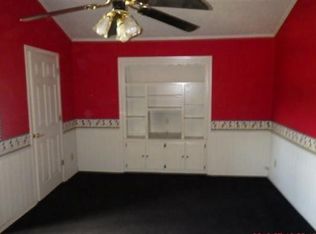 405 NW 5th St, Hubbard, TX 76648